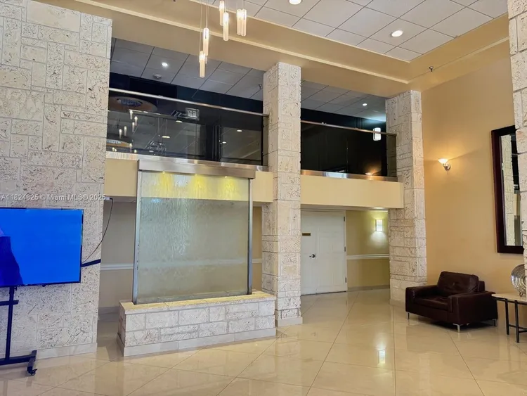 Winston Towers #316 image #43