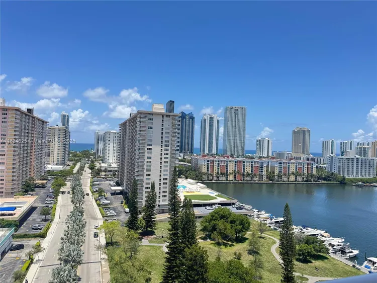 Winston Towers #316 image #45