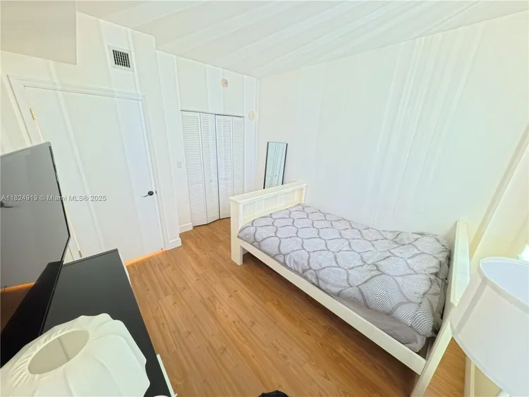 One Village Place #809 image #20