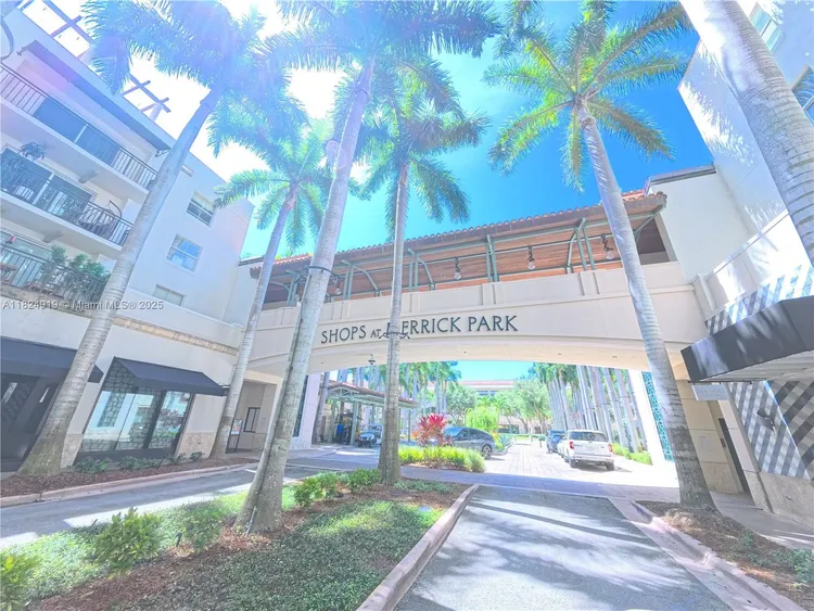 One Village Place #809 image #32