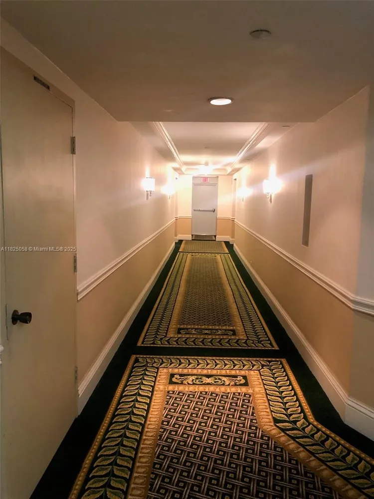 Towers of Key Biscayne #C402 image #20