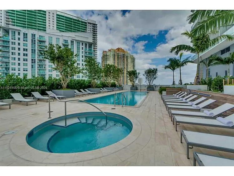 Brickell House #3003 image #26
