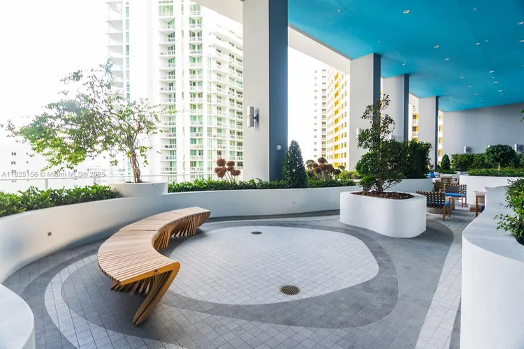 Brickell House #3003 image #32
