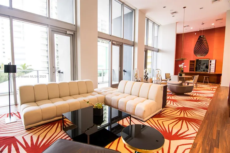 Brickell House #3003 image #39