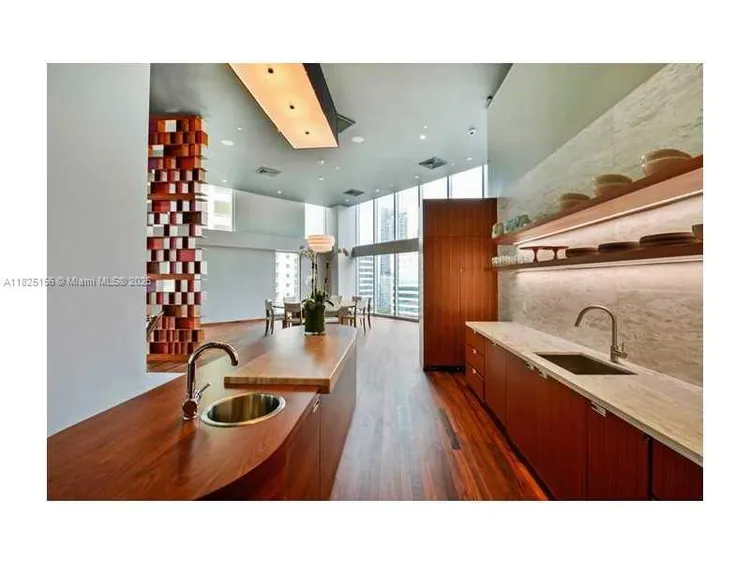 Brickell House #3003 image #43