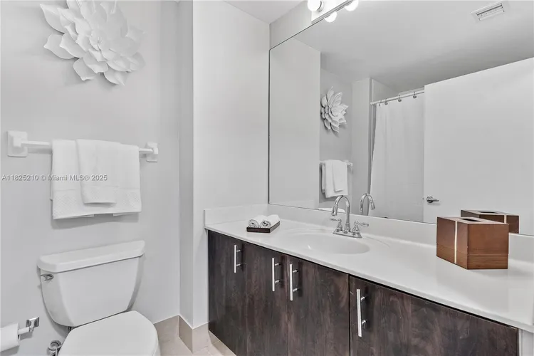 Fortune House #708 image #11