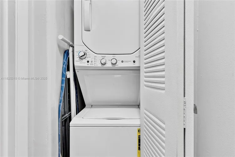 Fortune House #708 image #25