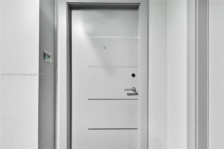 Fortune House #708 image #26