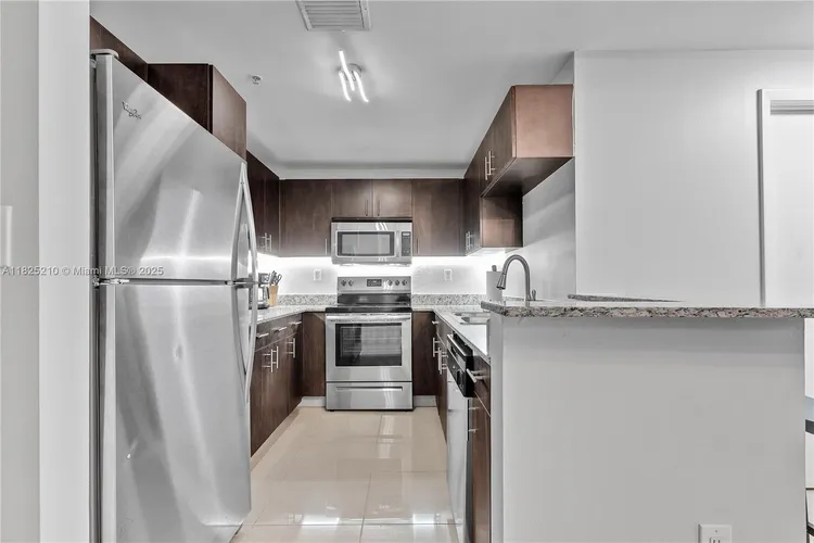 Fortune House #708 image #6