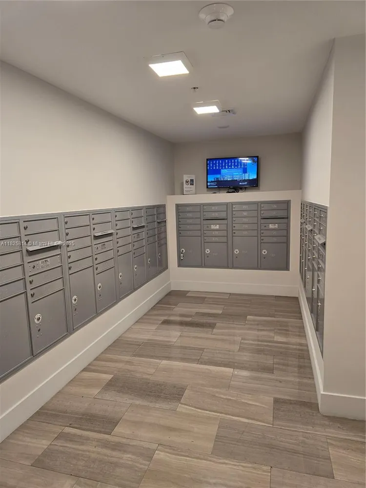 Le Parc at Brickell #809 image #20