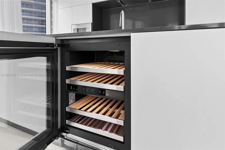 Aston Martin Residences #2607 image #18