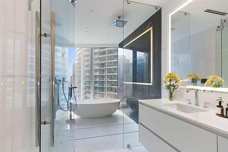 Aston Martin Residences #2607 image #21