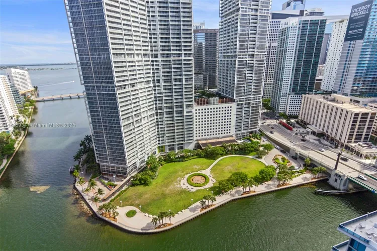 Aston Martin Residences #2607 image #26