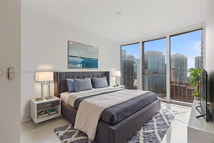 Aston Martin Residences #2607 image #7