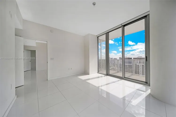 Paramount Miami Worldcenter #4312 image #12