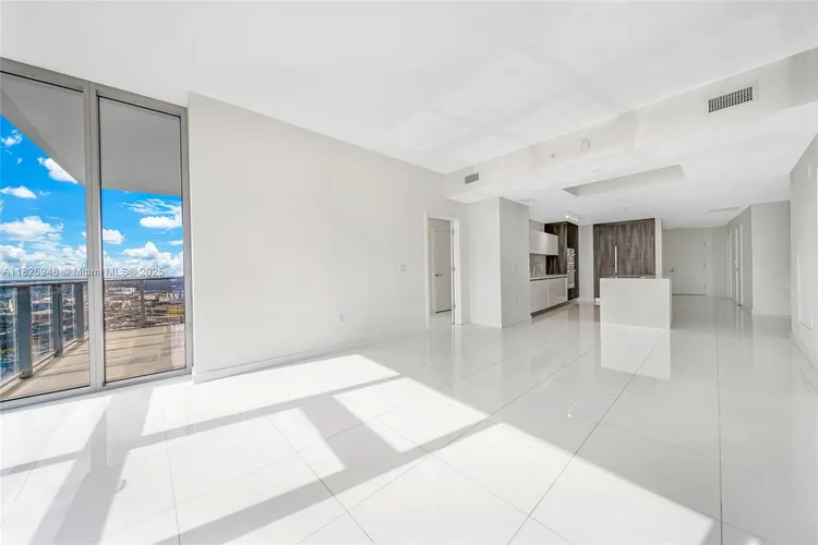 Paramount Miami Worldcenter #4312 image #9