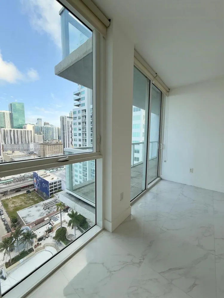 Vizcayne North Tower #2305 image #10