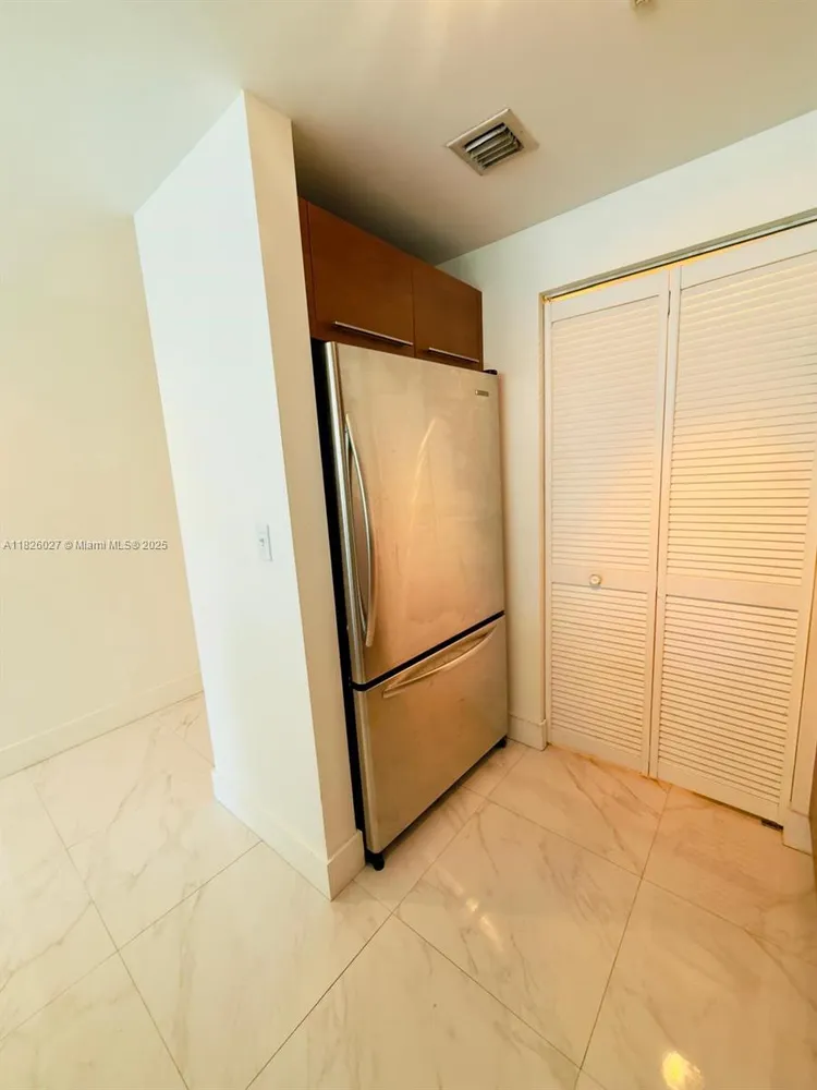 Vizcayne North Tower #2305 image #21