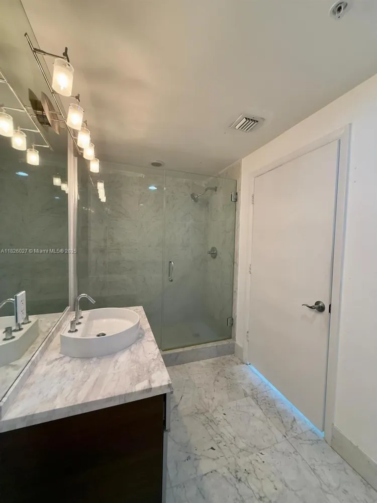 Vizcayne North Tower #2305 image #34