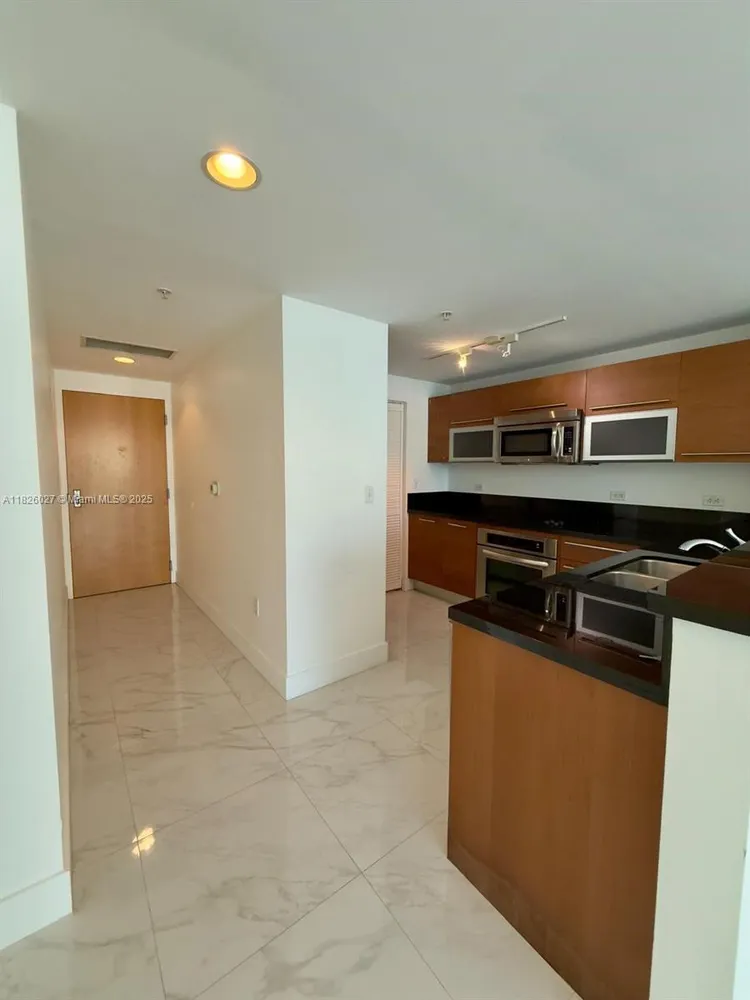 Vizcayne North Tower #2305 image #7