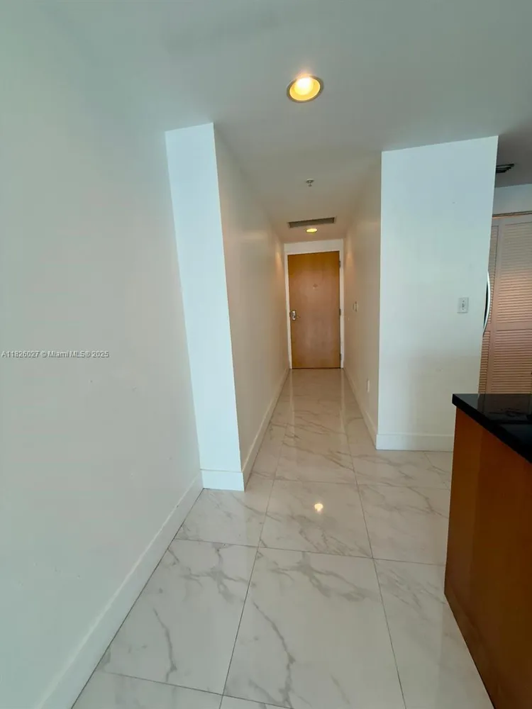 Vizcayne North Tower #2305 image #9