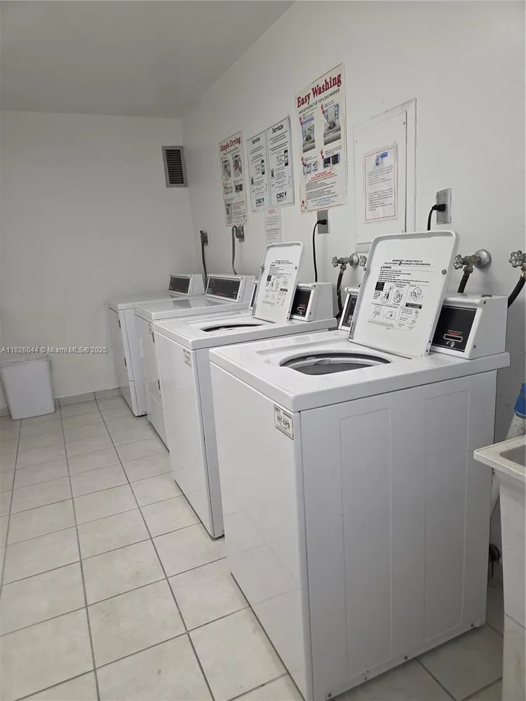 Burleigh House #424 image #15