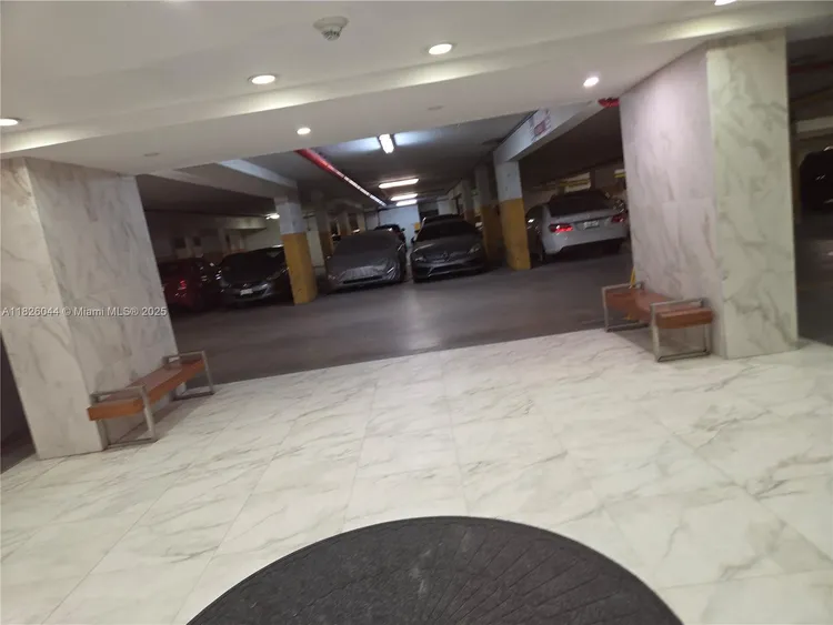 Burleigh House #424 image #30