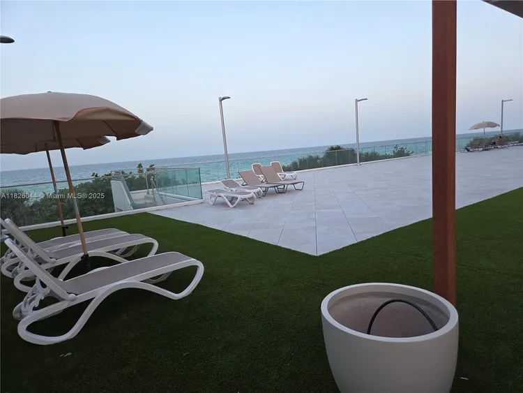 Burleigh House #424 image #6