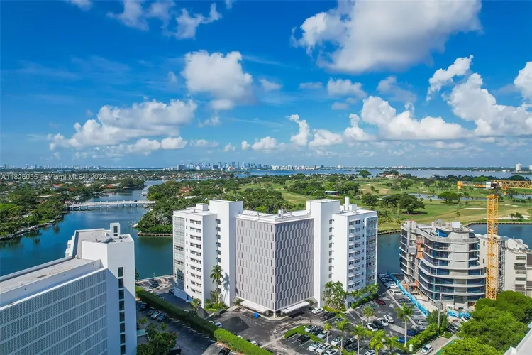 Blair House #5-D image #48