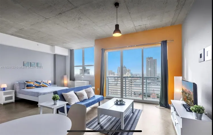 Loft Downtown II #2015 image #11