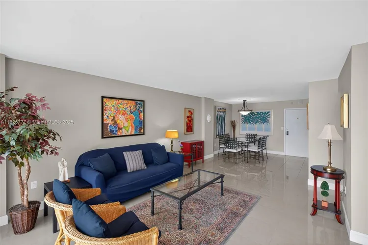 Costa Bella #1011 image #13