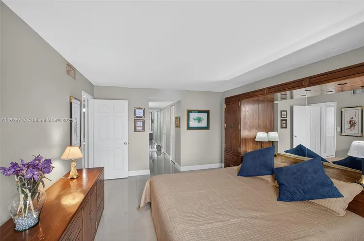 Costa Bella #1011 image #21