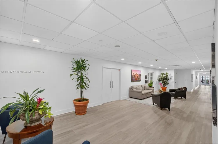 Costa Bella #1011 image #23