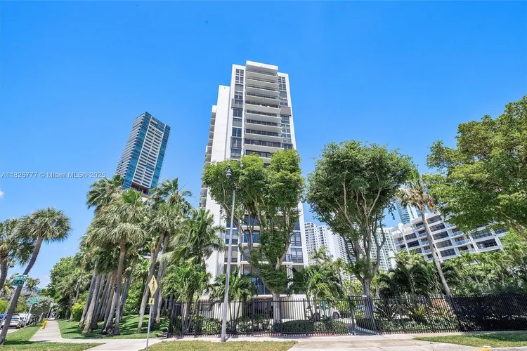 Costa Bella #1011 image #33