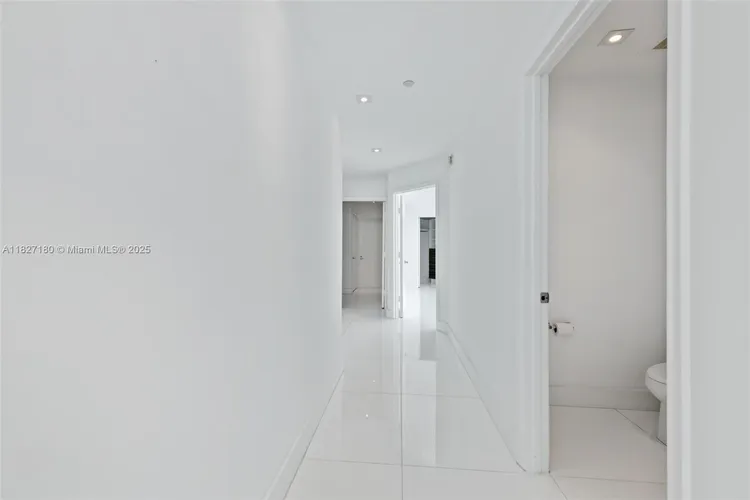 Paramount Bay #2601 image #16