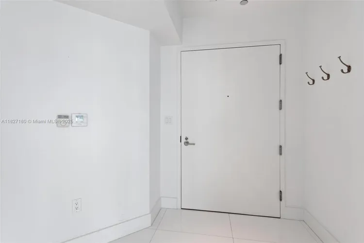 Paramount Bay #2601 image #30