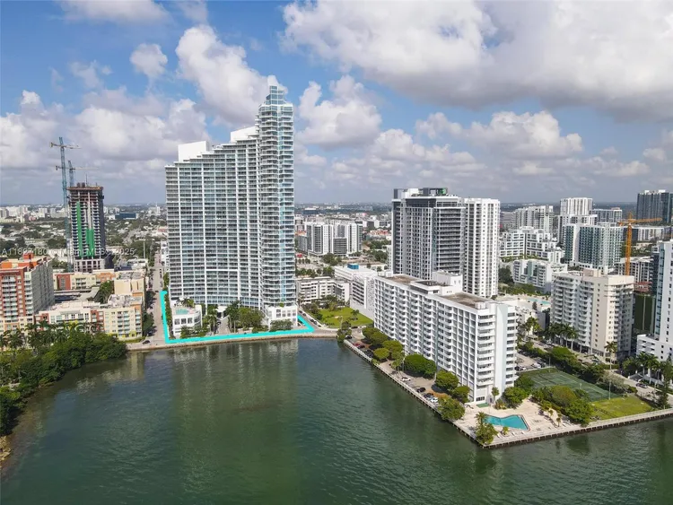 Paramount Bay #2601 image #31