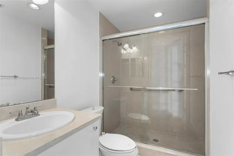 Turnberry Village #TS10 image #24