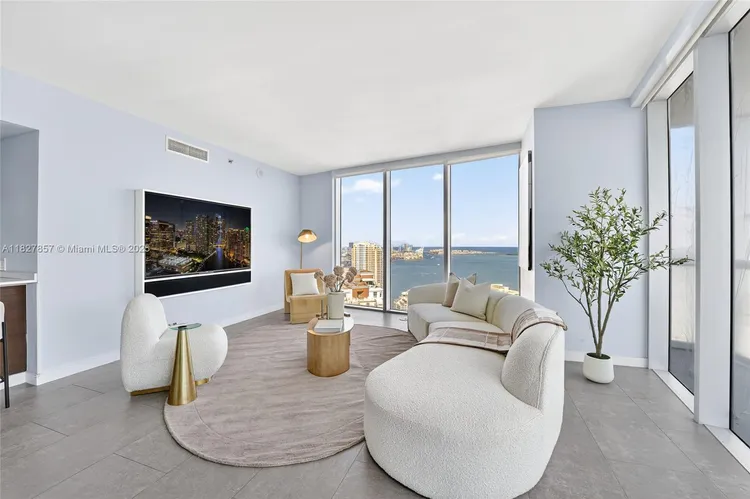 Icon Brickell II #3901 image #13