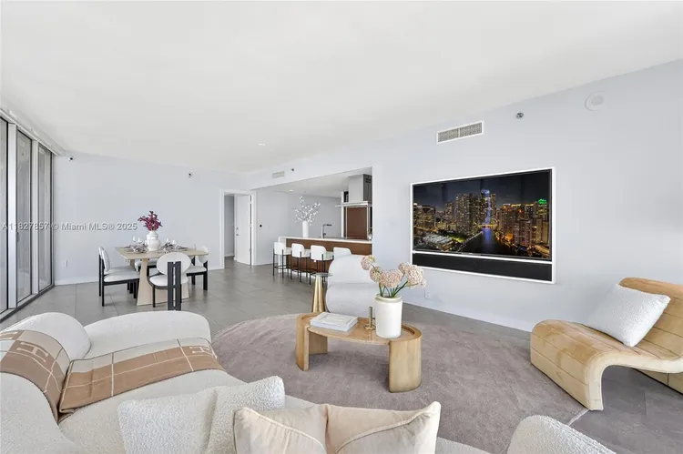 Icon Brickell II #3901 image #15