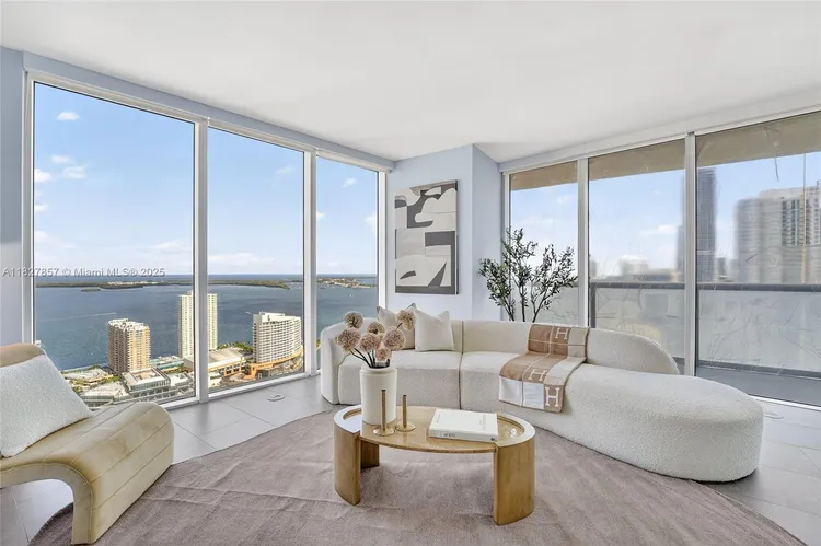 Icon Brickell II #3901 image #18