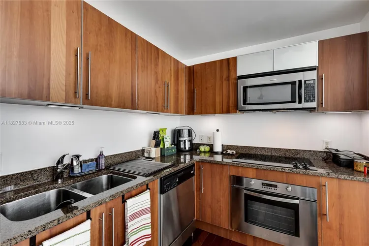 Met1 #T-1403 image #12