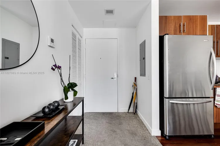 Met1 #T-1403 image #6