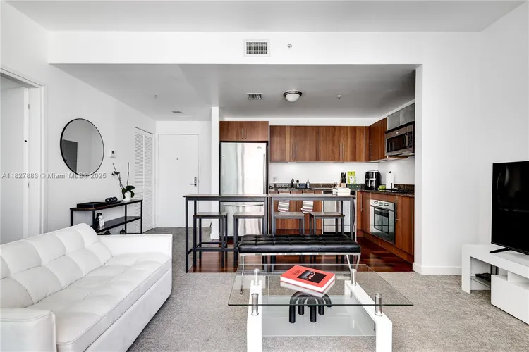 Met1 #T-1403 image #7