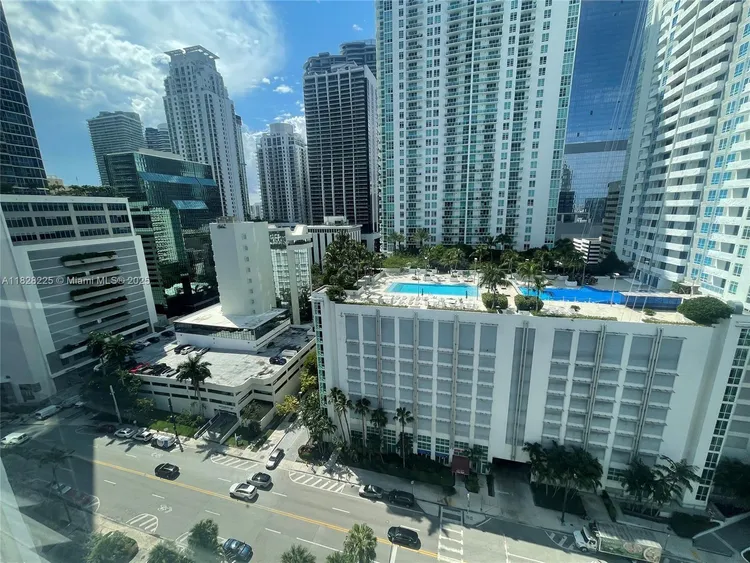 Four Ambassadors #1548 image #21