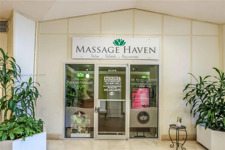 Four Ambassadors #1548 image #27