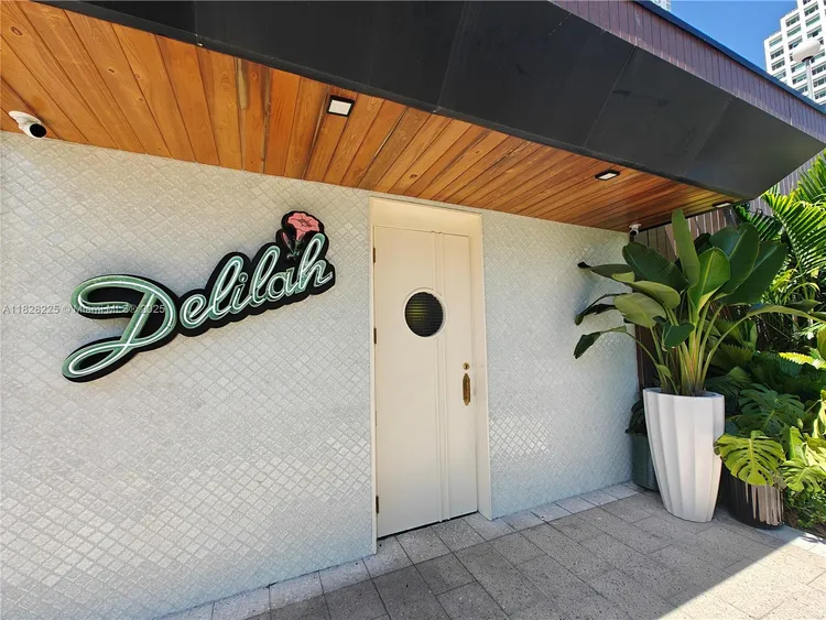 Four Ambassadors #1548 image #33