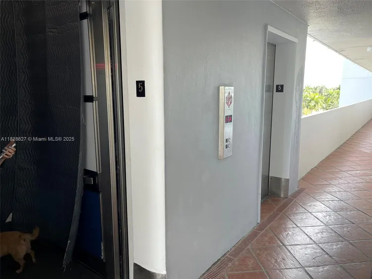 Bayshore Yacht Tennis Club #509 image #18