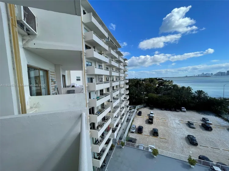 Bayshore Yacht Tennis Club #509 image #24