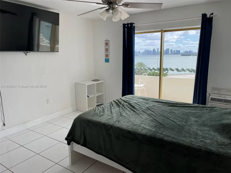 Bayshore Yacht Tennis Club #509 image #9